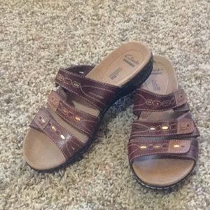 CLARKS COLLECTION STRAP SANDALS NWOT SIZE 7